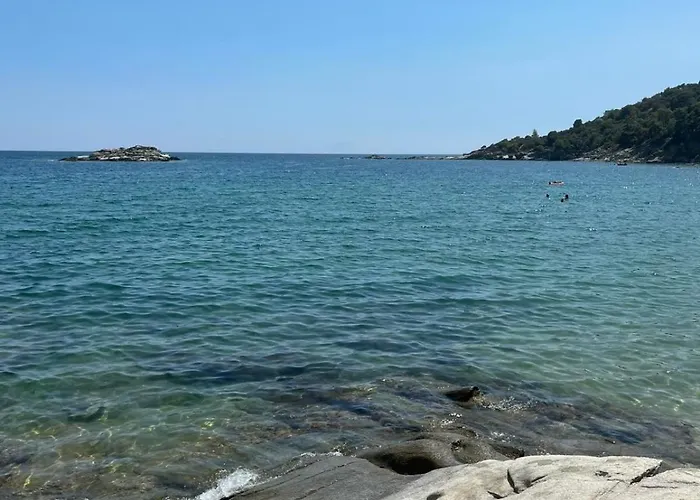 Balcony By The Sea PalaiónTsiflíkion