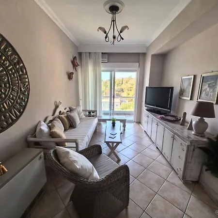 Balcony By The Sea Апартамент